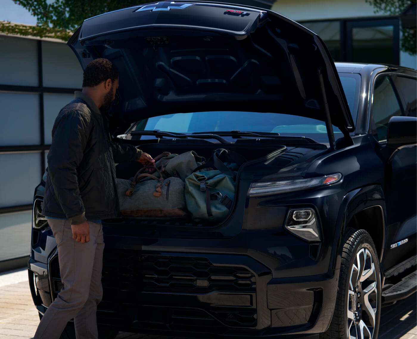 2025 Chevy Silverado EV Performance Specs