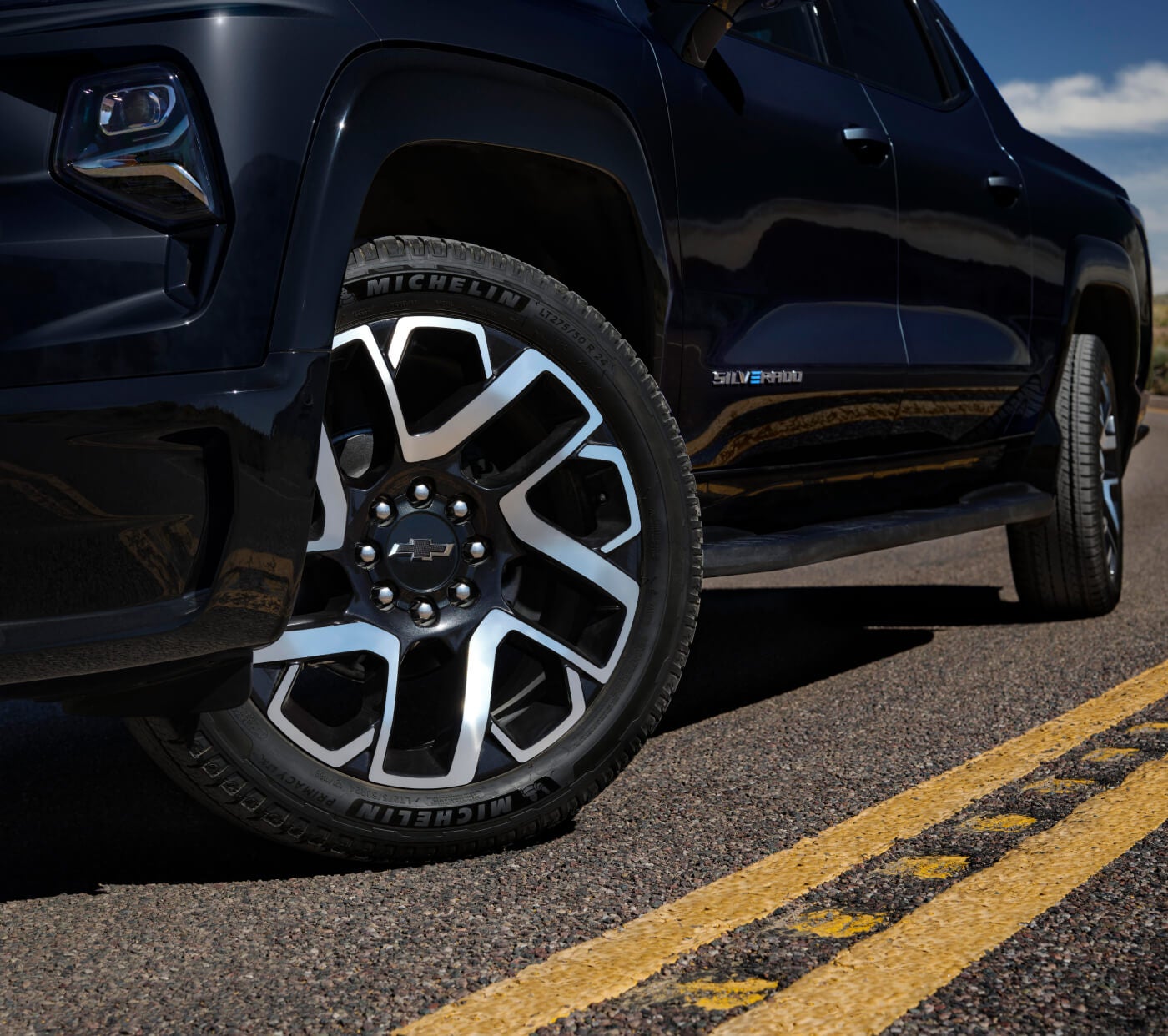 2025 Chevy Silverado EV Exterior